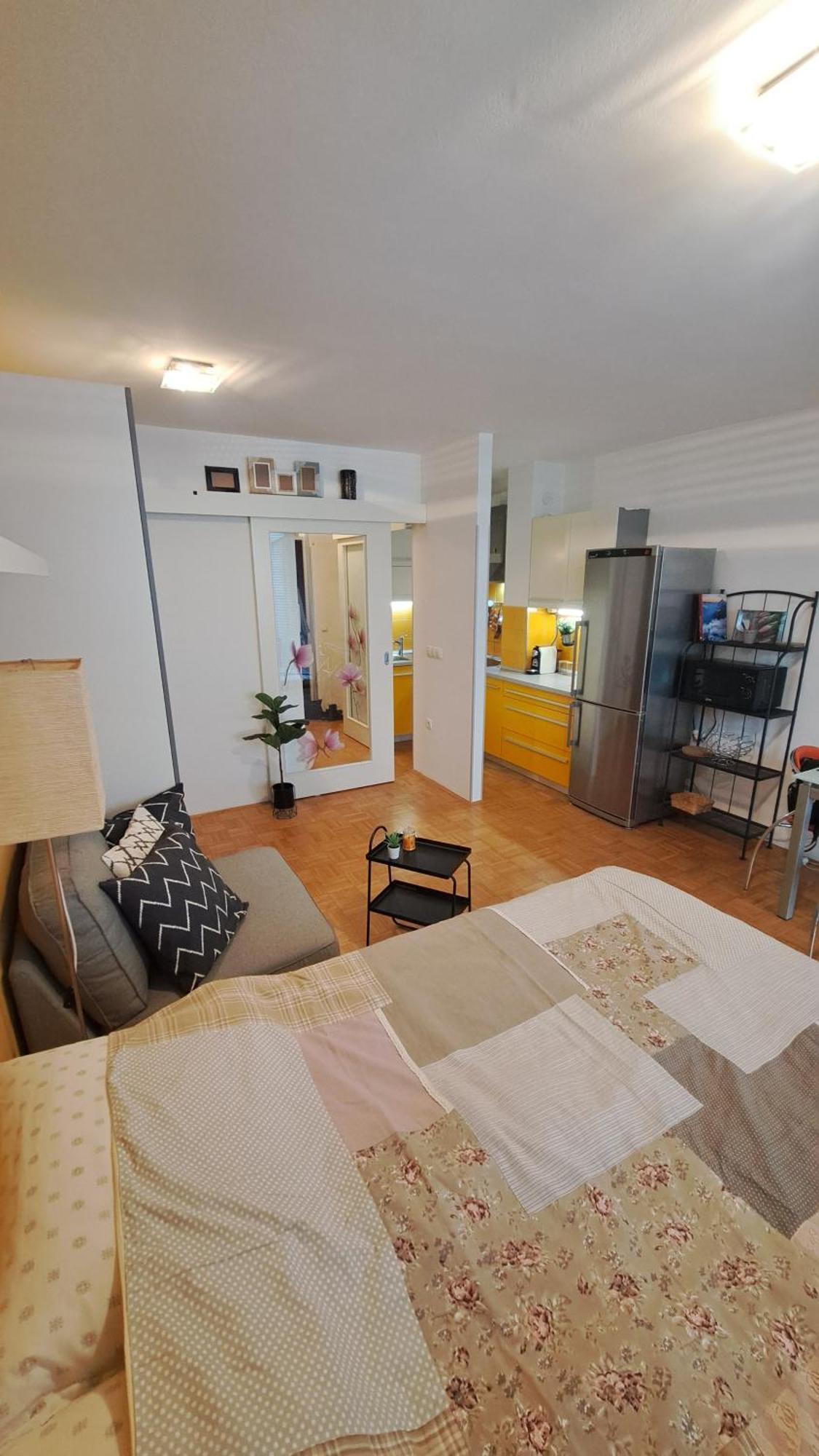 Mery Studio Ljubljana Ngoại thất bức ảnh